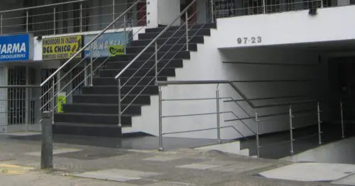 RENOVADORA DE CALZADO DEL CHICO RENOVADORA DE CALZADO DEL CHICO